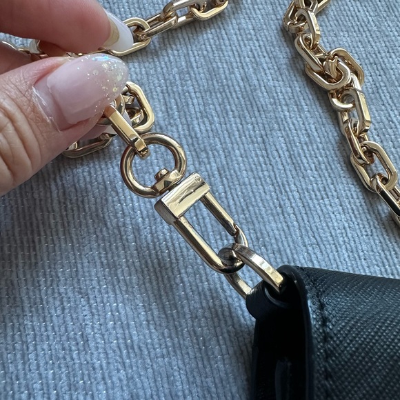 Tory Burch Leather Chain-Link Crossbody Bag - Picture 9 of 16